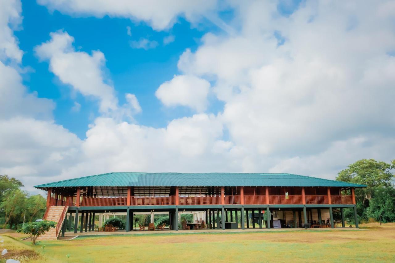Hotel Kayjay Wild Wilpattu Exterior foto
