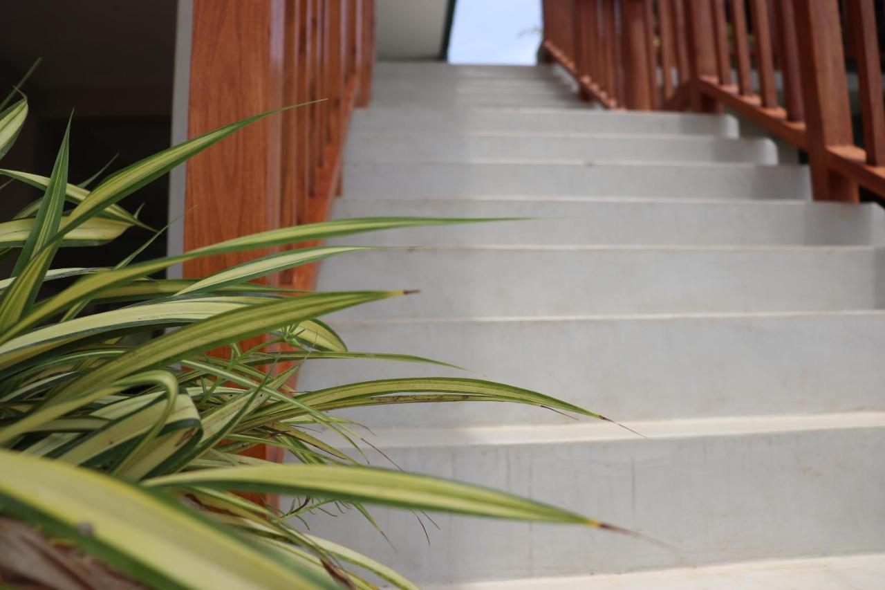 Hotel Kayjay Wild Wilpattu Exterior foto